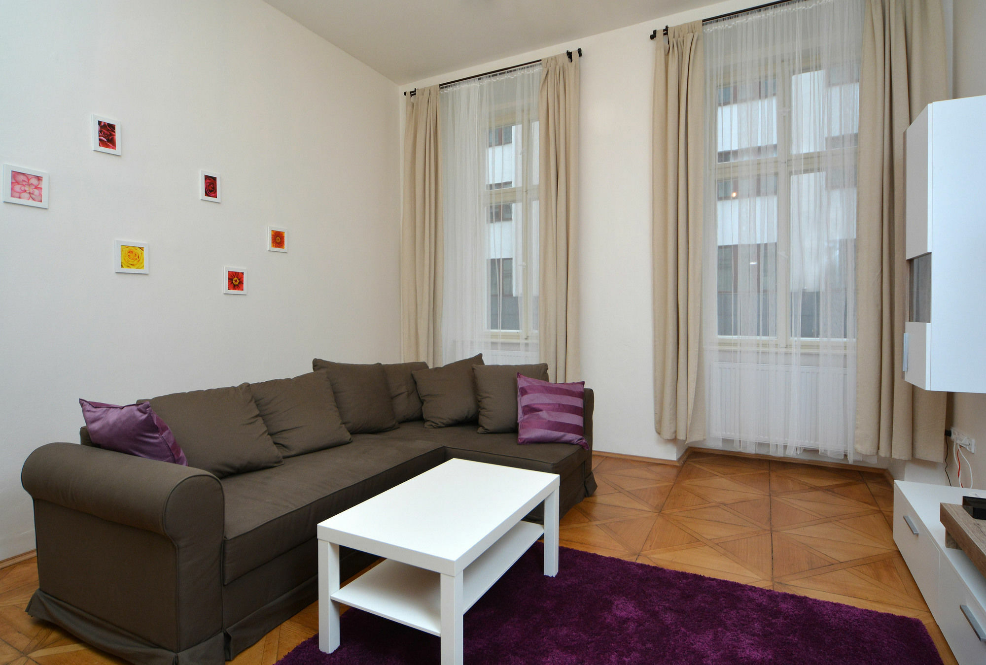 Mivos Prague Apartments エクステリア 写真